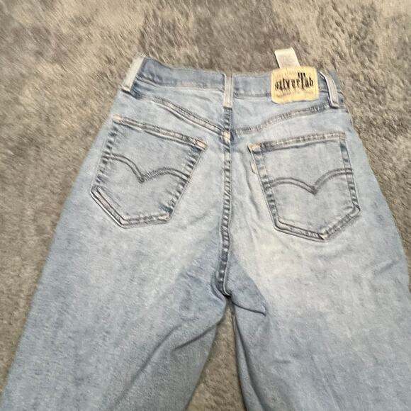 Levi’s Silvertab Jeans Womens 26 Mom Distressed High Rise Cropped ** - Picture 4 of 11